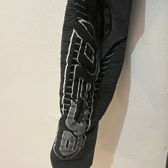 Futuristic Grey & Black Long Sleeve top, XS. - Picture 3 of 3